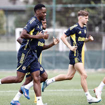 Fenerbahçe, Feyenoord maçının hazırlıklarına başladı