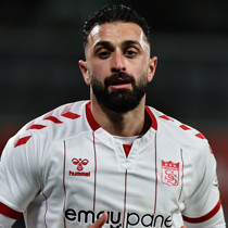 Göztepe Efkan Bekiroğlu ile anlaştı!