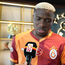 İmza sonrası Osimhen'den Şampiyonlar Lig mesajı