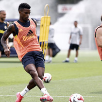 Fenerbahçe, Feyenoord maçının hazırlıklarını sürdürdü