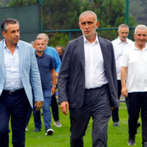 İbrahim Hacıosmanoğlu, 1461 Trabzon Futbol Kulübünü ziyaret etti