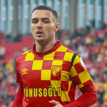 Tijanic resmen Göztepe'den ayrıldı