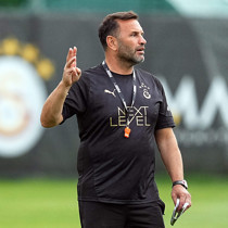 Okan Buruk'tan üç futbolcuya kadro dışı kararı! TFF'ye bildirilen listede yer almadılar