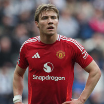 AC Milan Rasmus Hojlund için Manchester United ile temasa geçecek