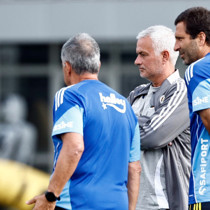 Nelson Semedo ve Jhon Duran 11'de olacak