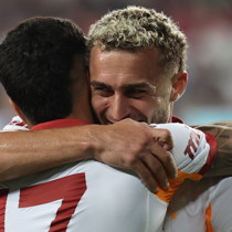 Bologna Gil ve Gassova'yı bitiremedi Barış Alper Yılmaz'ı istedi