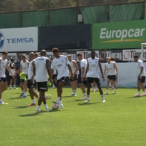 Beşiktaş, St. Patrick's maçı hazırlıklarını tamamladı
