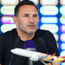 Okan Buruk'un sabrı taşıyor: Artık nereye gideceksen kararını ver