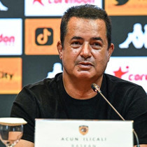 Hull City'nin 3 dönemlik transfer yasağı 2 döneme indirildi