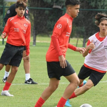 Aras Çelik’e milli davet