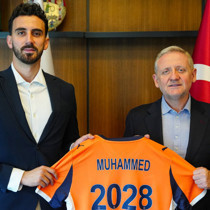 Muhammed Şengezer 2028'e kadar Başakşehir'de