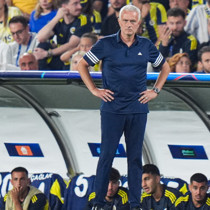 Fenerbahçe'de Göztepe maçındaki sorun, Benfica karşısında da devam etti
