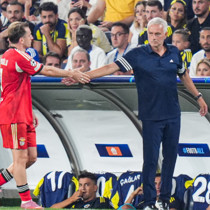 Mourinho ile Kerem Aktürkoğlu böyle selamlaştı