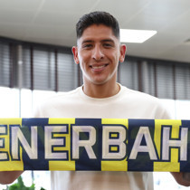 Fenerbahçe Edson Alvarez'i açıkladı