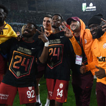 Galatasaray'ın eski yıldızında Hepatit B tespit edildi! 6 ay formasından uzak kalacak