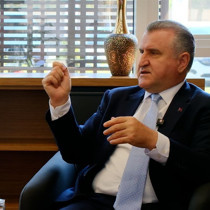 Bakan Bak: Türk tenisi açısından ana pencere olarak görüyorum