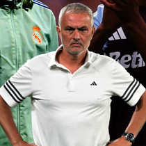 Mourinho 'Transfer yapılmayacak' dedi Koç 2 yıldıza uçak hazırladı!