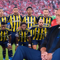 Dün gece takımın en iyisiydi! Yerine iki kaleci bulundu