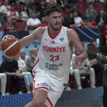 12 Dev Adam'dan Portekiz'e farklı tarife