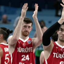 Cumhurbaşkanı Erdoğan'dan Hidayet Türkoğlu'na tebrik telefonu
