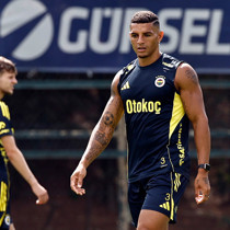Diego Carlos'tan Fenerbahçe'nin paylaşımına olay yanıt!