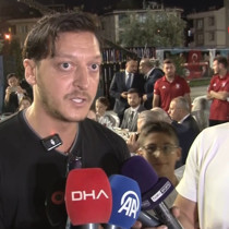 Mesut Özil'e Fenerbahçe ve İlkay Gündoğan soruldu