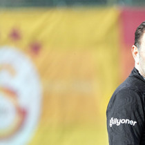Okan Buruk'un eli rahatladı! Galatasaray'da rüya kadro oluştu