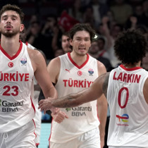 Alperen Şengün, Sırbistan maçına damga vurdu
