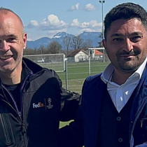 İspanyol efsane Andres Iniesta, ETFA Academy'yi ziyaret etti