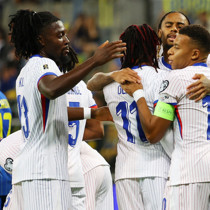 Fransa, deplasmanda 2 golle kazandı