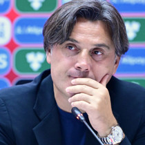 Montella: Puan alacağımız garantiyse defansif oynayayım!