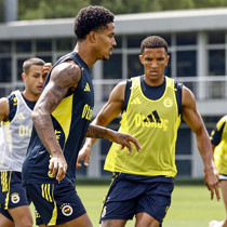 Fenerbahçe'de Trabzonspor maçının hazırlıkları sürüyor