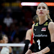 Gizem Örge: Filenin Sultanları tarih yazmaya devam ediyor