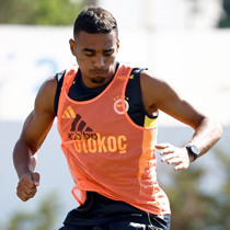 Fenerbahçe bir ayrılığı daha resmen duyurdu! İşte yeni takımı