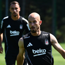 Beşiktaş'ta yeni transferler ilk antrenmanına çıktı!