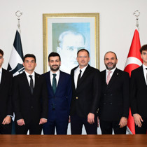 Beşiktaş, 5 futbolcuyla sözleşme imzaladı
