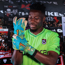 Manchester United taraftarından Trabzonspor'a Onana teşekkürü