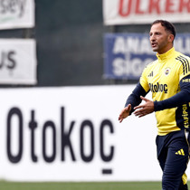 Tedesco Okan Buruk'a özendi: Duran top diyor başka bir şey demiyor