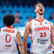 12 Dev Adam'ın EuroBasket'teki final yolculuğu! Ergin Ataman ve öğrencileri bir ilki yaşattı