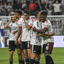 Beşiktaş'ın galibiyeti sonrası olay yorum: Bu kadar para bunun için mi harcandı?