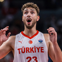 Alperen Şengün: "Bayrağımızı zirvede dalgalandırmak için elimden geleni yapacağım"