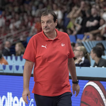 Ergin Ataman, Eurobasket 2025'in en iyi koçu seçildi