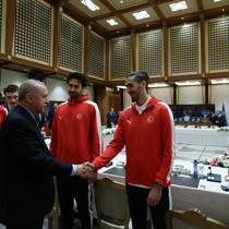 Cumhurbaşkanı Erdoğan A Milli Erkek Basketbol Takımı'nı kabul etti