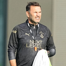 Okan Buruk'un Frankfurt kadrosu belli oldu! Osimnen, Icardı, Sane, Barış Alper...