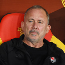 Sergen Yalçın, Necip Uysal'ı neden tercih ettiğini açıkladı