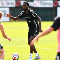 Ndidi sakatlığını atlattı antrenmana çıktı
