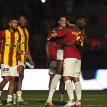 Beşiktaş'ı mağlup eden Göztepe yoluna namağlup devam ediyor