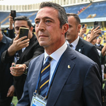 Fenerbahçe Başkanı Ali Koç ve yönetimi mali ve idari açıdan ibra edildi