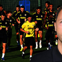 Fenerbahçe'de ismin ayrılığına izin çıkmadı! Mourinho oynatmadı Tedesco şans verdi