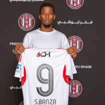 Simon Banza, Ravil Tagir ve Nebil Fekir'in yanına gitti